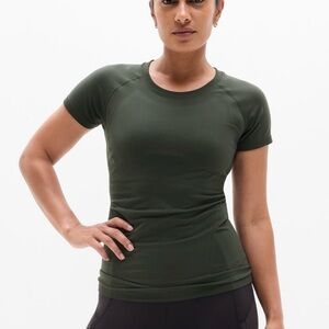 Athleta Momentum Seamless Tee - Pine/Emerald Green